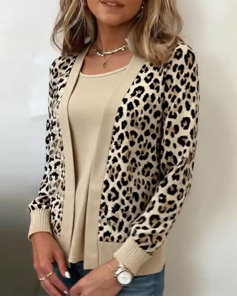 Top finto due pezzi stampato leopardato