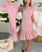 Vestito con maniche corte a volant in pizzo e scollo a V