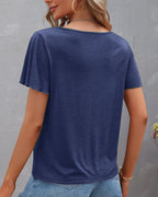 T-shirt monocolore con cut out