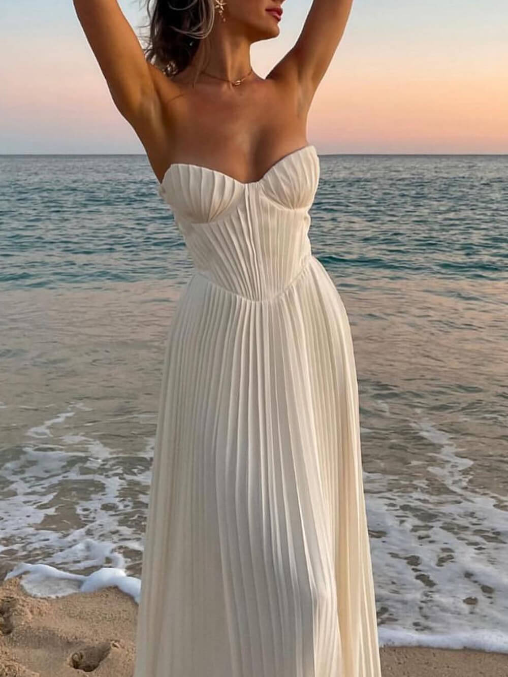 Abito lungo plissettato elegante senza spalline