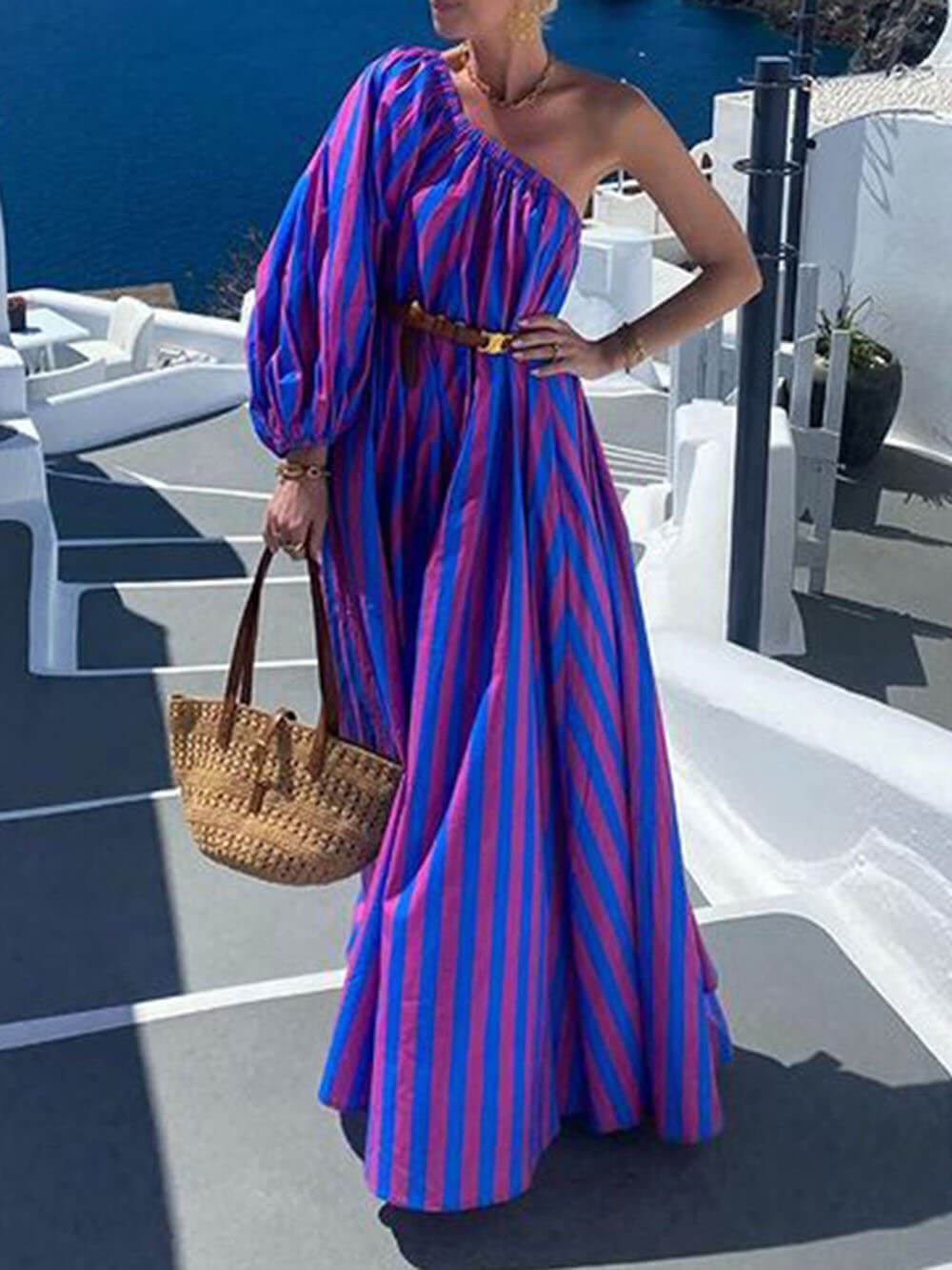 Vestito lungo da vacanza a righe senza spalline alla moda
