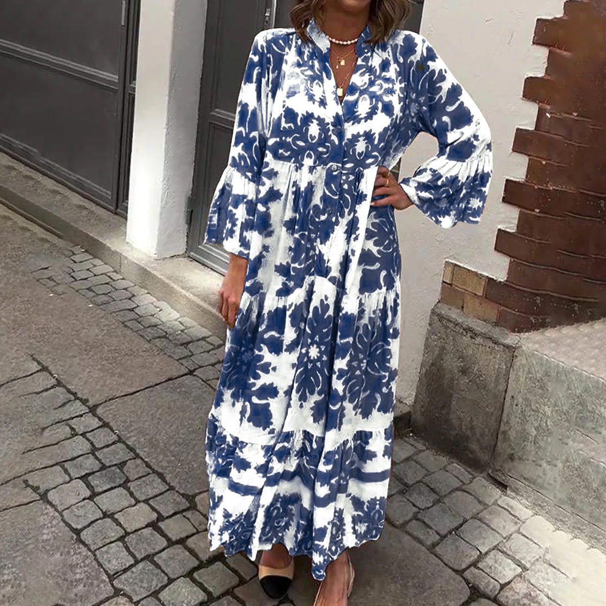 Bianca | Abito lungo boho con stampa barocca e maniche a campana