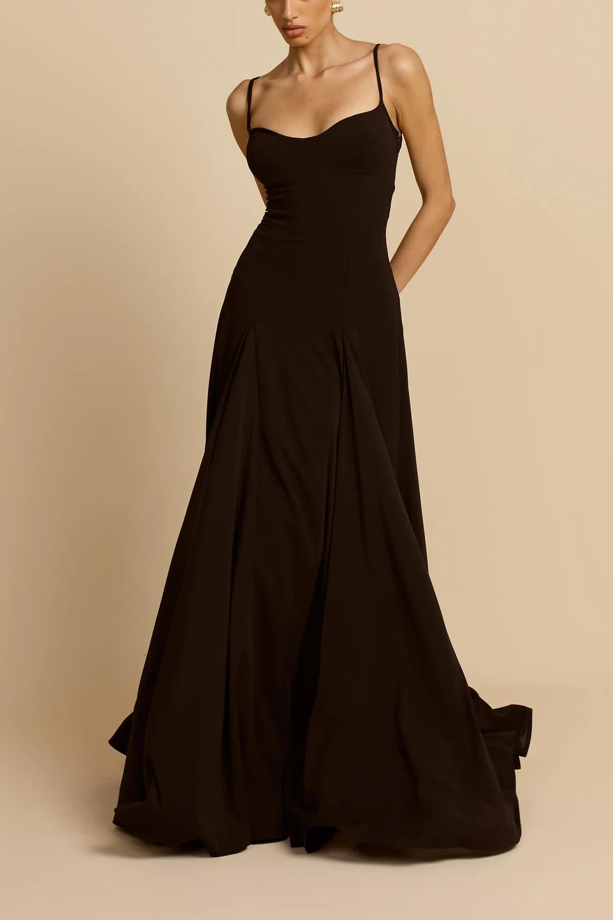 Abito lungo sottoveste svasato in tulle a pannelli Elegance
