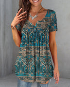 T-shirt ampio a maniche corte e scollo a V
