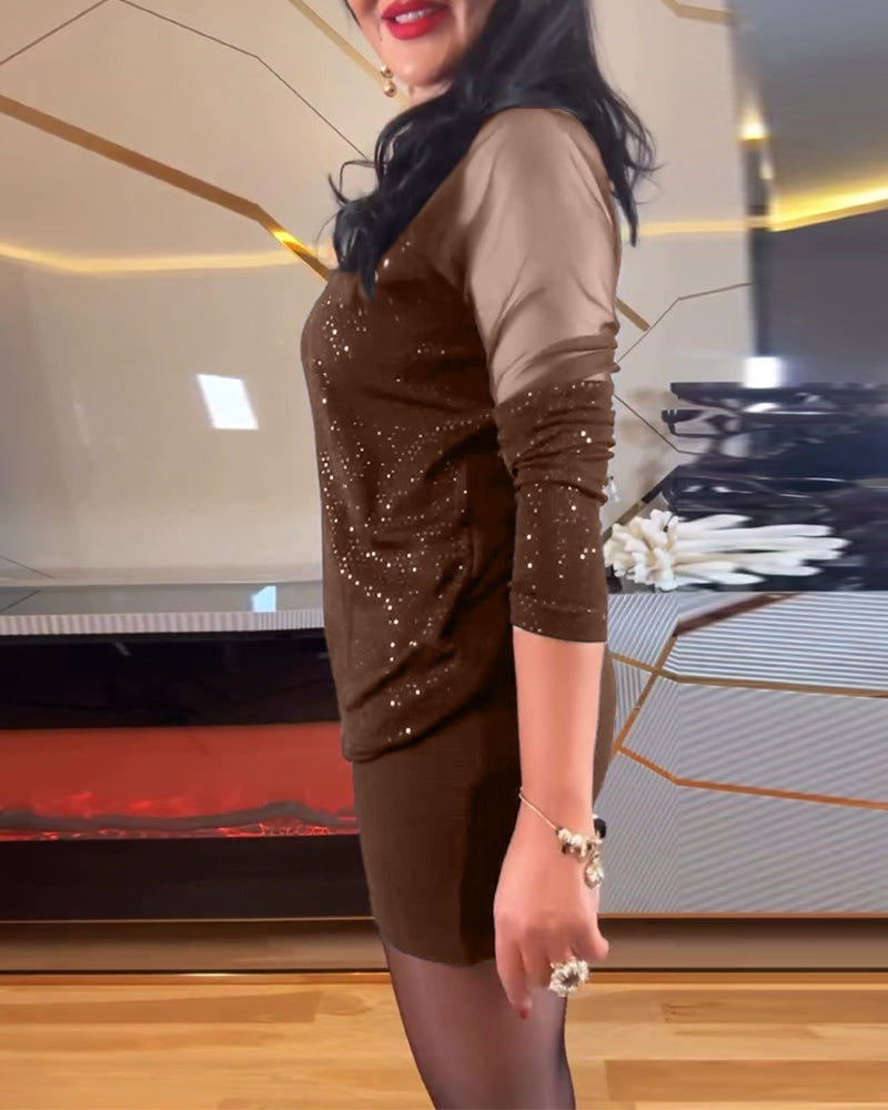 Top scollato a V in maglia e paillettes a tinta unita