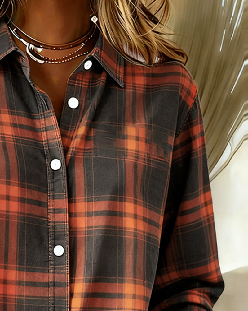 Camicia con motivo a quadri e colletto a revers