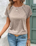 T-shirt tinta unita scollato a girocollo slim