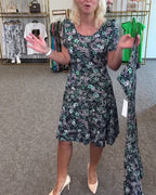Abito Elegante con Stampa e Vita Sottile