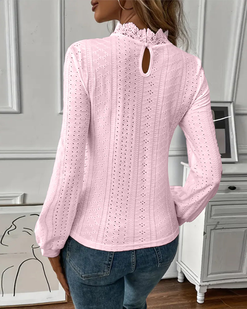 Top in pizzo girocollo maniche lunghe
