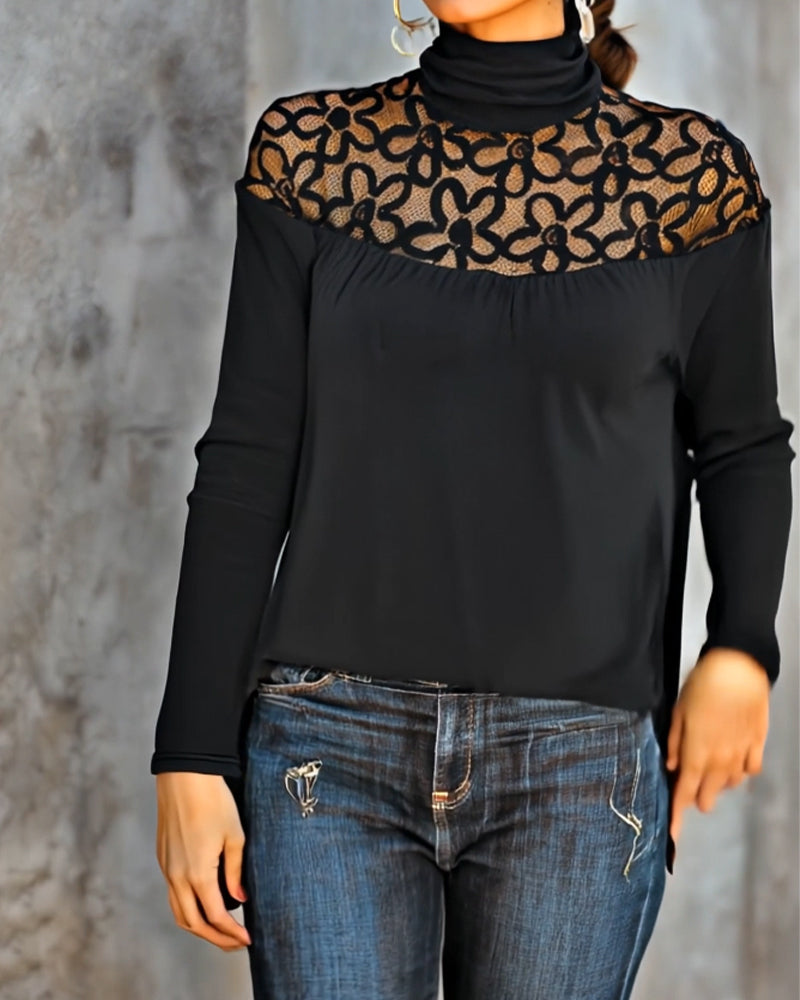 Dolcevita in pizzo a maglia trasparente