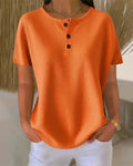 T-shirt a V sbottonato casual
