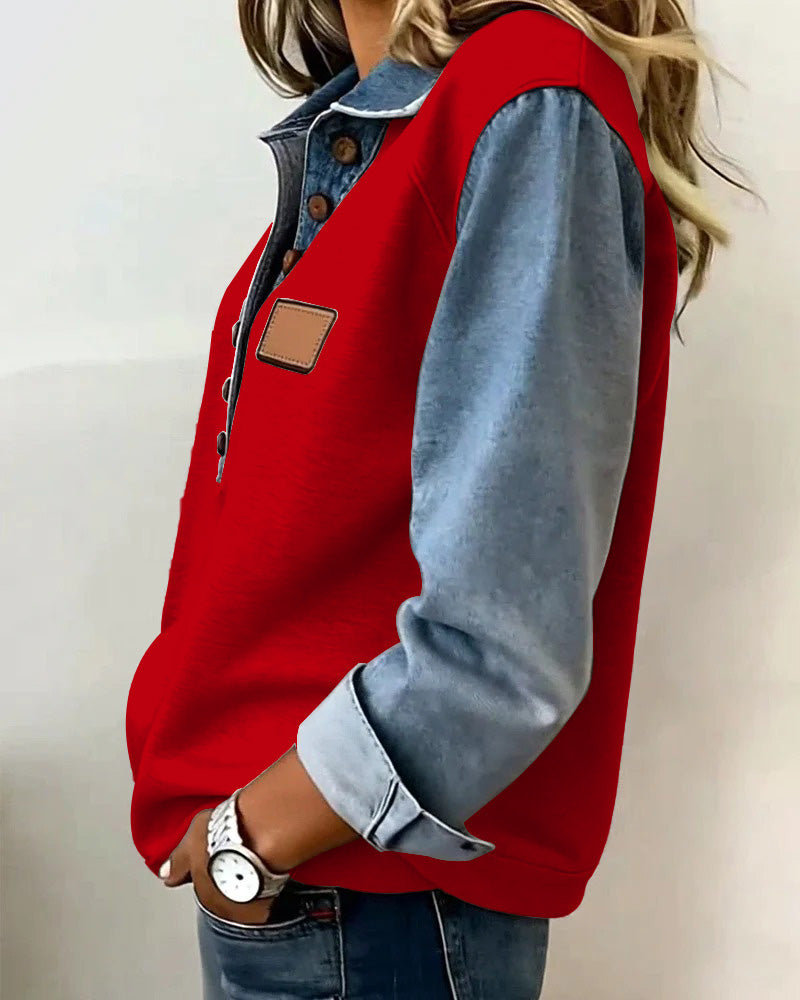 Elegante felpa con patchwork in denim a maniche lunghe