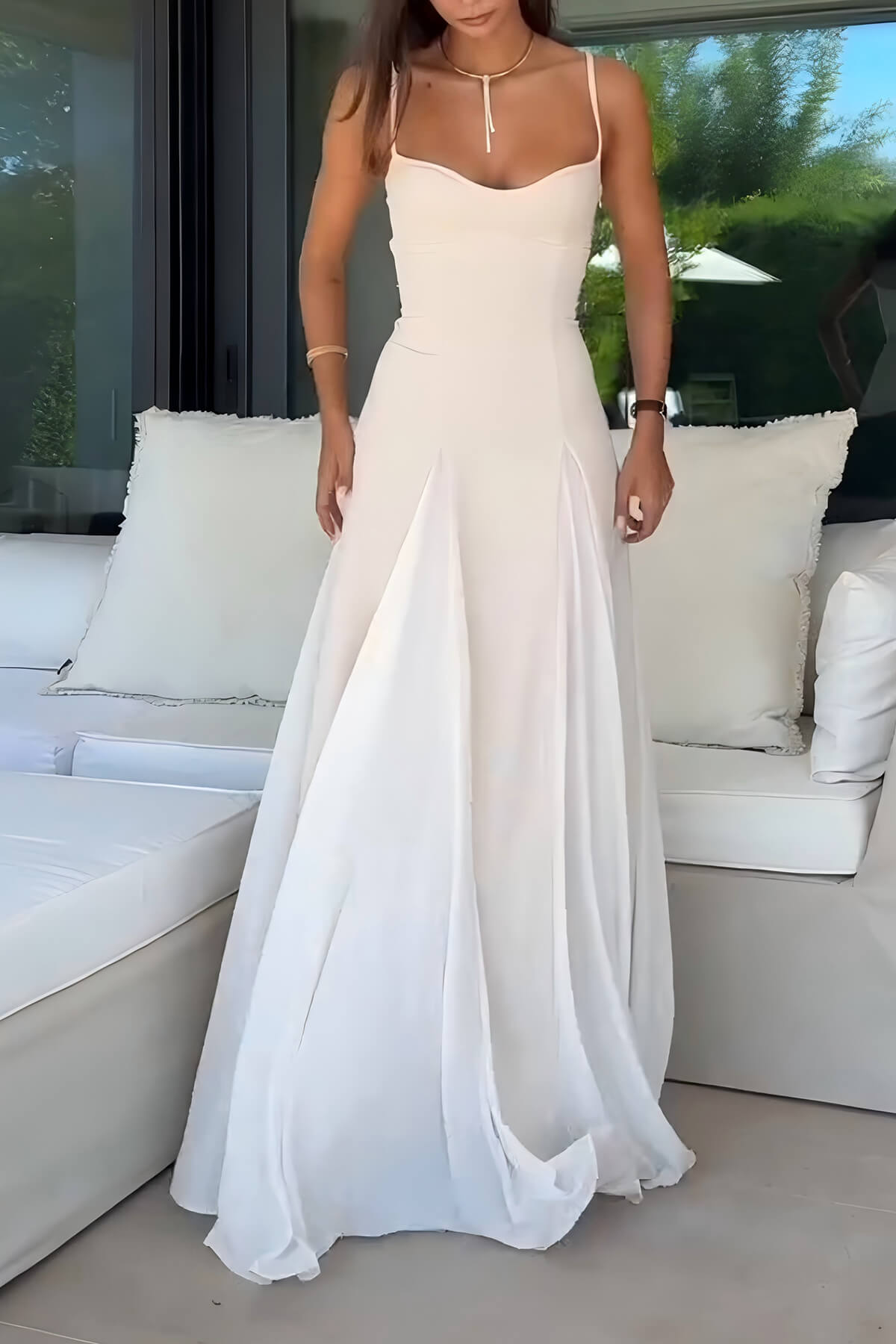 Abito lungo sottoveste svasato in tulle a pannelli Elegance