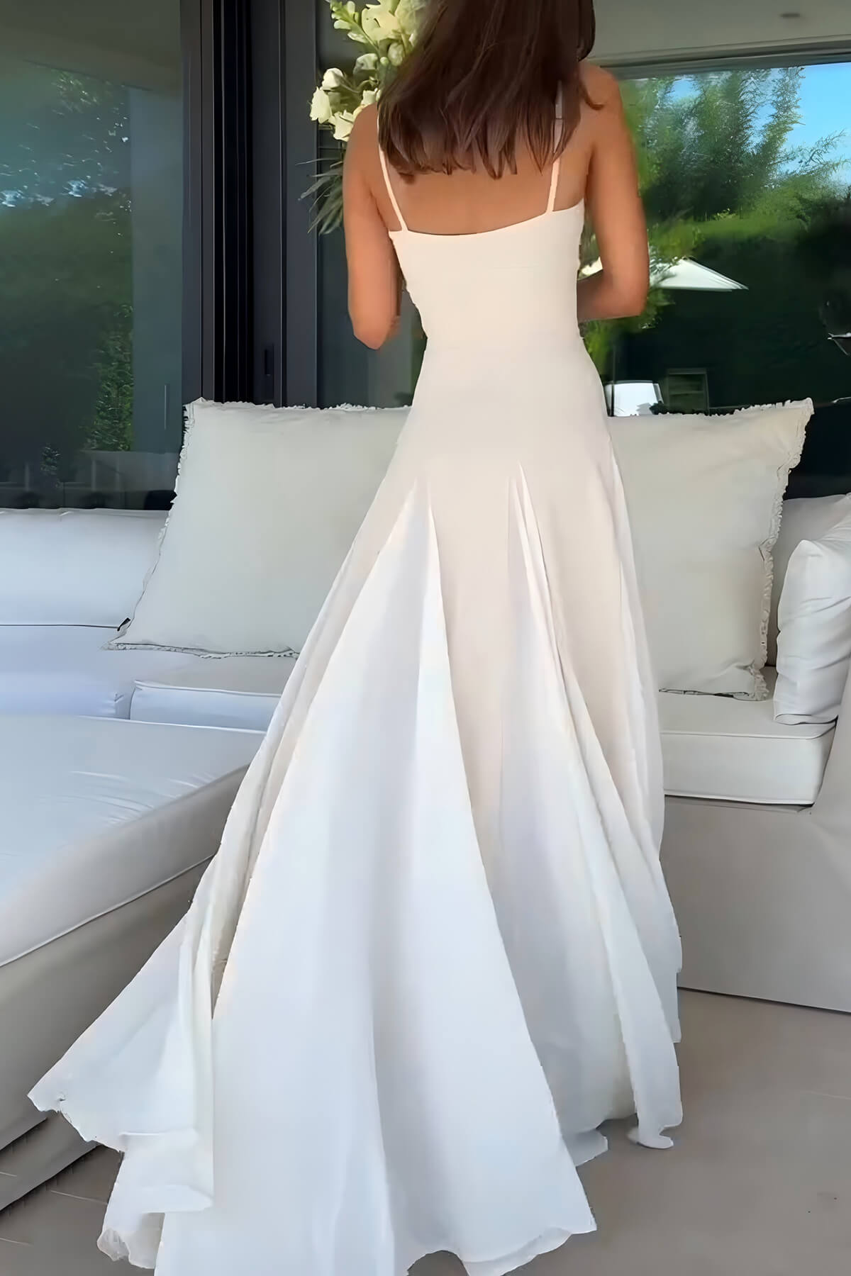 Abito lungo sottoveste svasato in tulle a pannelli Elegance