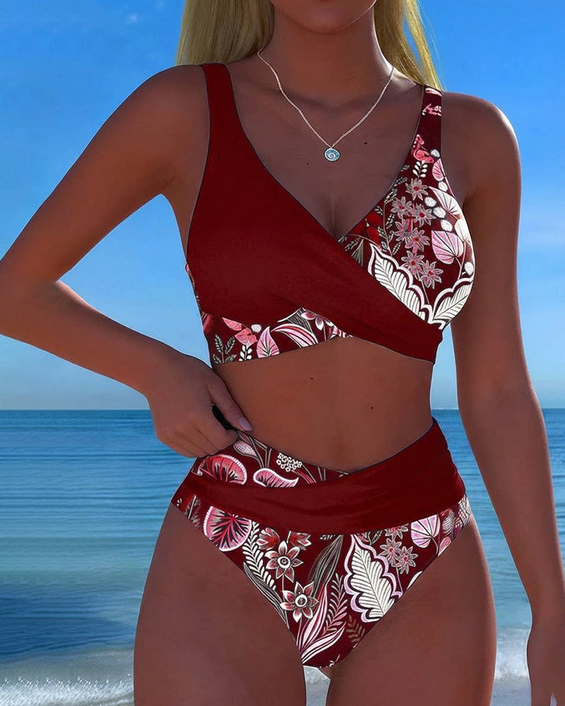 Bikini con contrasto di colori fantasia floreale