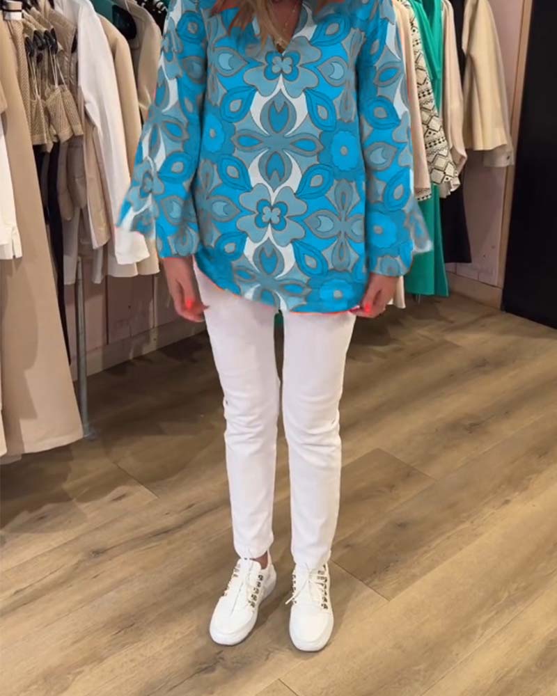 Blusa stampata ampia e versatile
