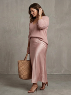 Luciana | Completo Gonna in Raso Tagliata in Sbieco con Coprispalle in Maglia