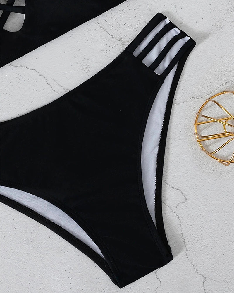 Bikini da donna sexy scavato per le vacanze