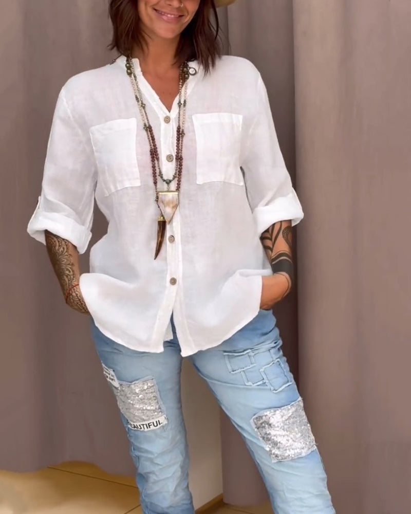 Camicia a tinta unita con tasche e bottoni semplici