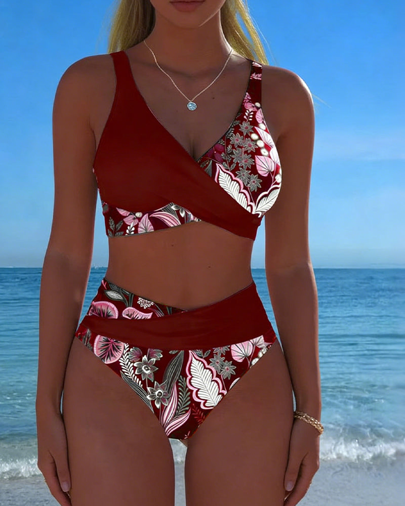 Bikini con contrasto di colori fantasia floreale