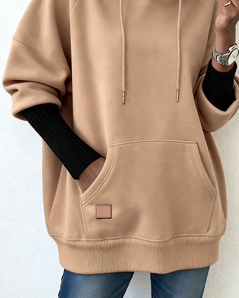 Felpa con cappuccio ampia e casual