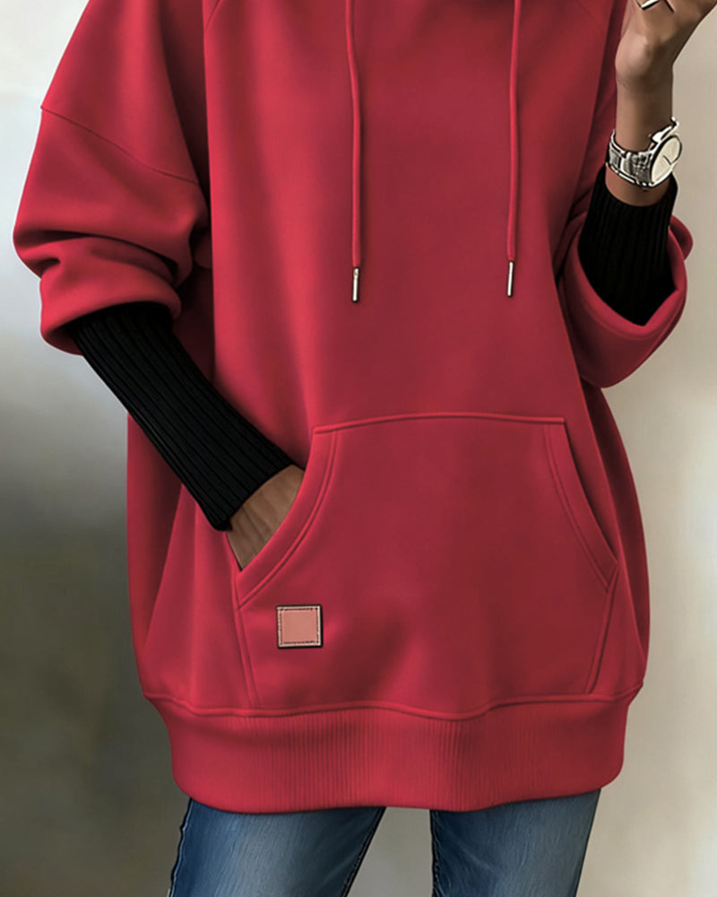 Felpa con cappuccio ampia e casual