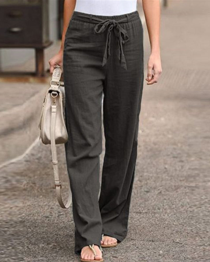 Pantaloni a gamba dritta con vita elasticizzata