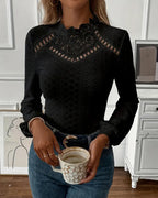 Top in pizzo girocollo maniche lunghe