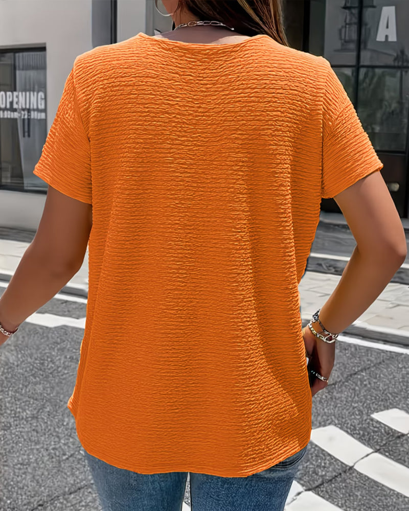 T-shirt con colletto Peter Pan a tre bottoni