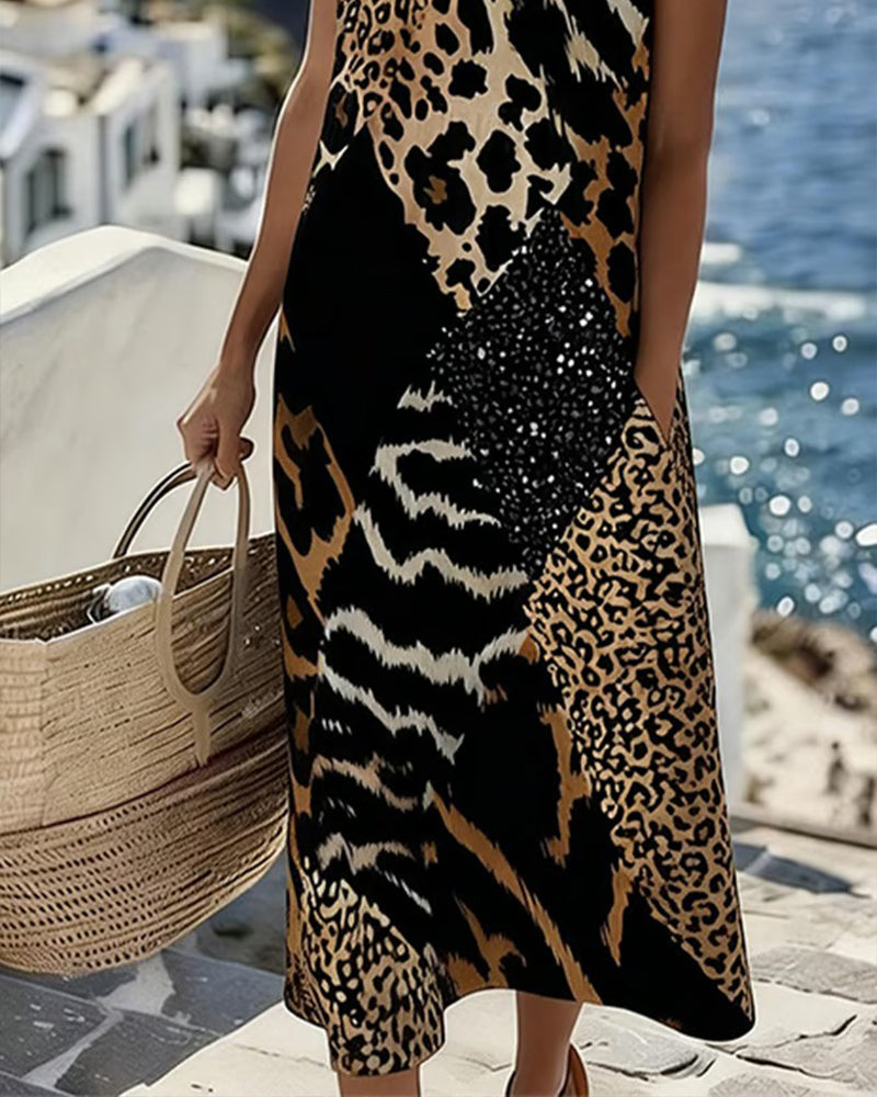 Vestito lungo senza maniche con stampa leopardata patchwork