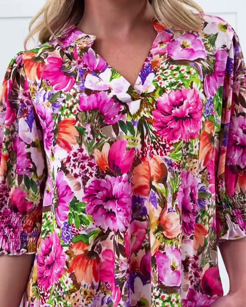 Blusa a maniche corte di tendenza floreale