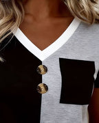T-shirt con scollo a V e taschino a contrasto
