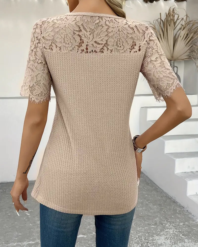 T-shirt in pizzo con pannello lavorato a maglia