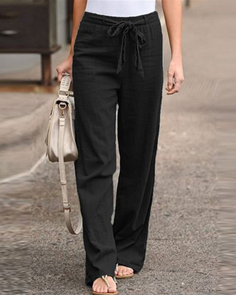 Pantaloni a gamba dritta con vita elasticizzata