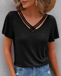 T-shirt monocolore con cut out