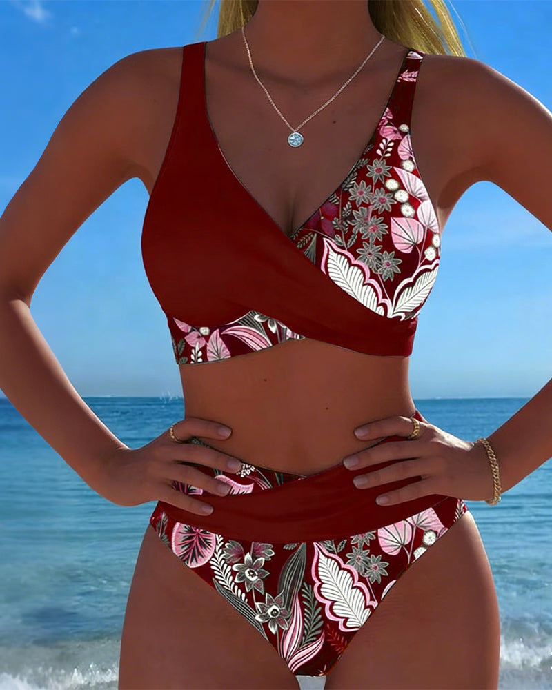 Bikini con contrasto di colori fantasia floreale