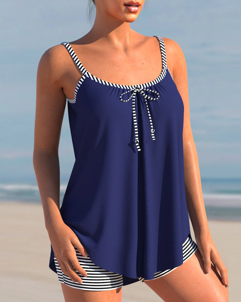 Tankini due pezzi a canotta con stampa a righe