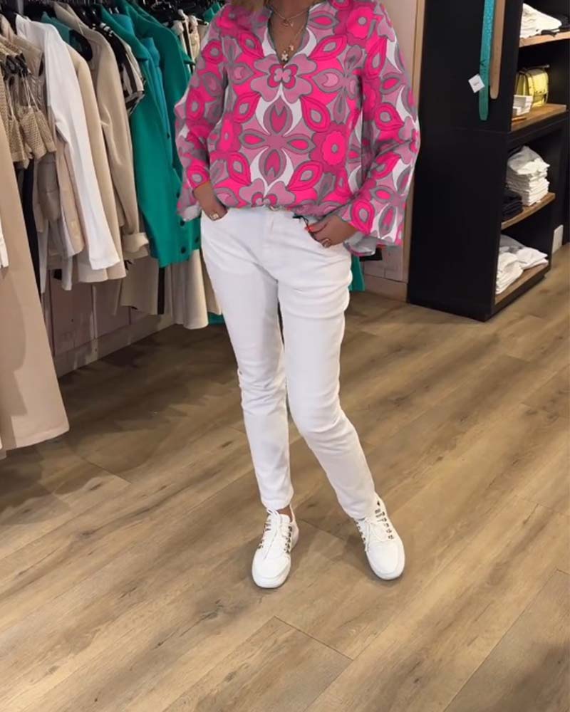 Blusa stampata ampia e versatile