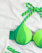 Bikini a fascia color block con scollo all'americana