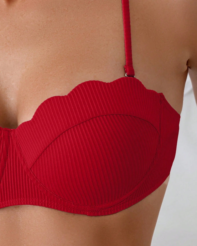 Bikini sexy con reggiseno a triangolo