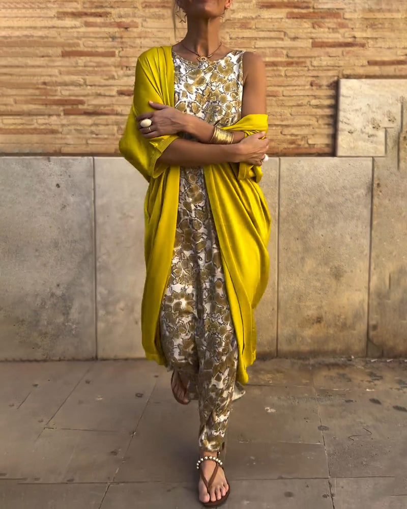 Elegante tailleur due pezzi con stampa vintage