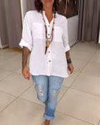 Camicia a tinta unita con tasche e bottoni semplici