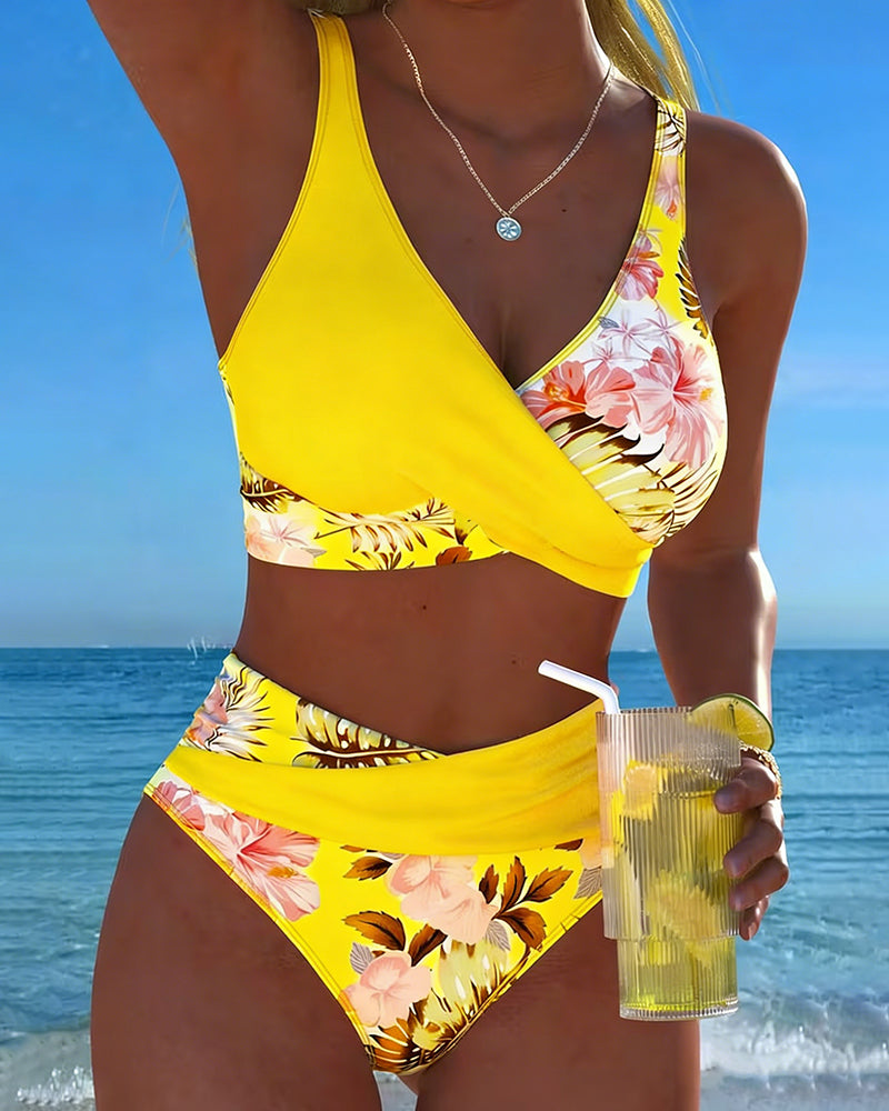 Bikini Contrasto Floreale Spacco