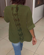 Camicia a tinta unita con tasche e bottoni semplici
