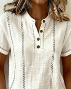 T-shirt casual con scollo a V e bottoni