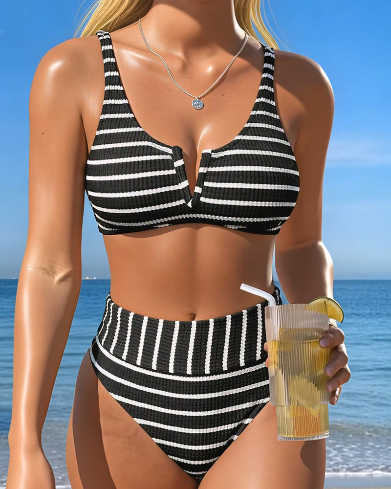 Bikini a coste bianco e nero a righe