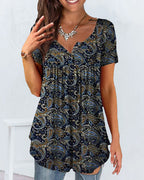T-shirt ampio a maniche corte e scollo a V