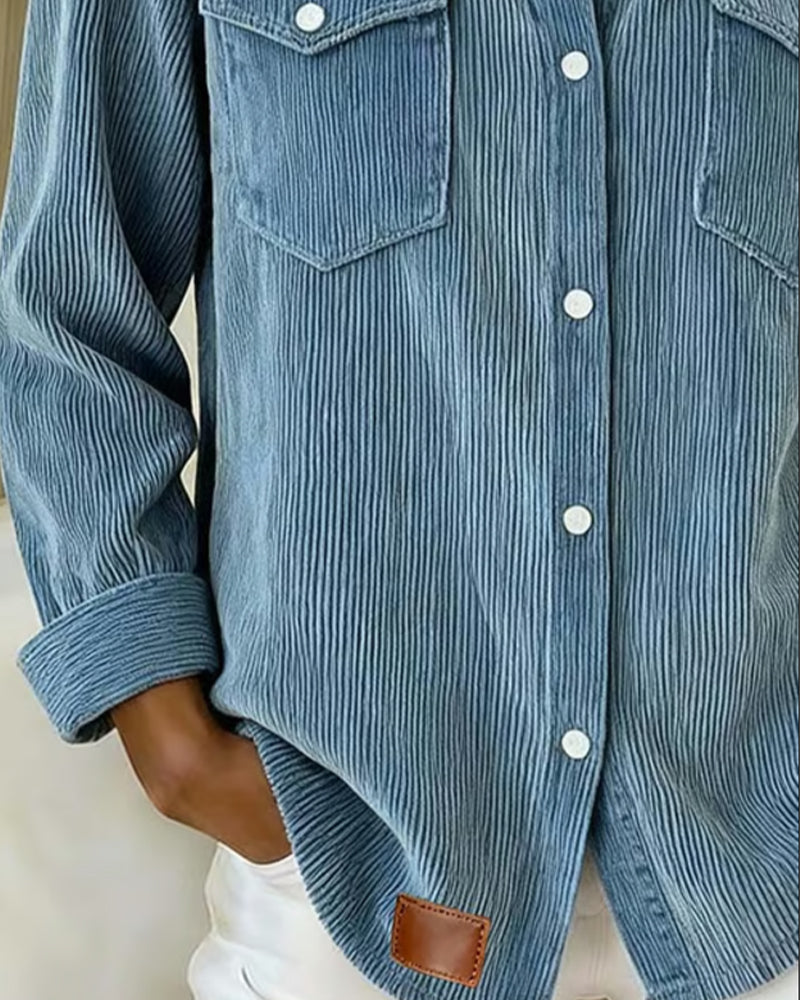 Camicia a maniche lunghe con risvolti e bottoni