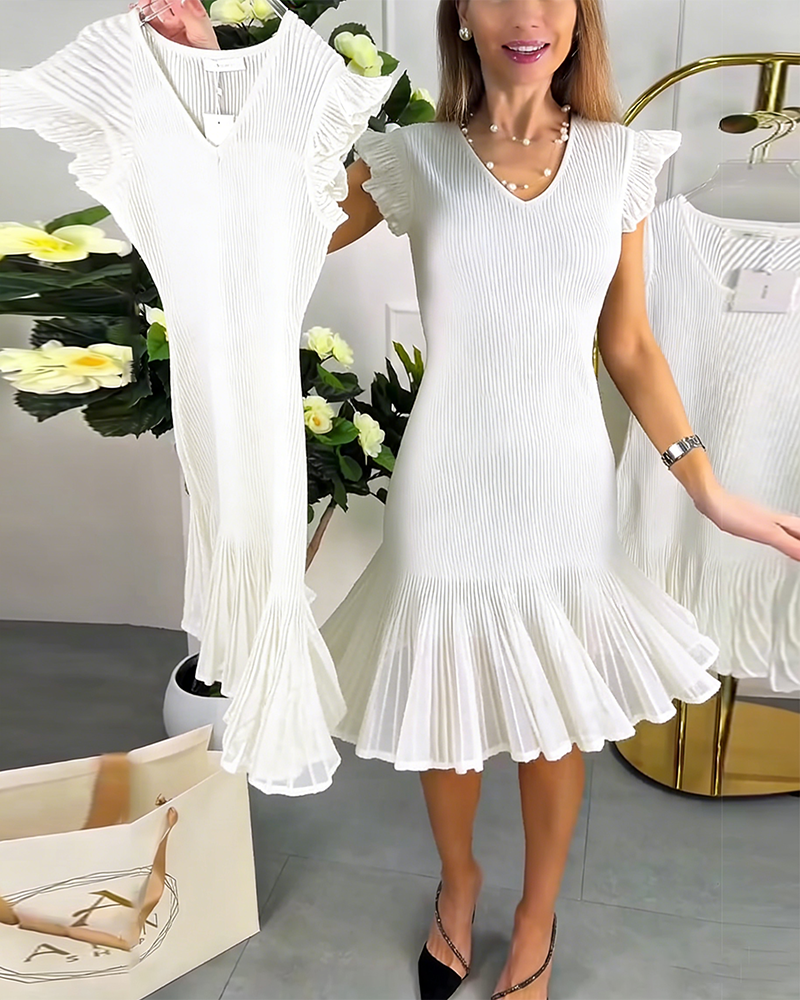 Vestito con maniche corte a volant in pizzo e scollo a V
