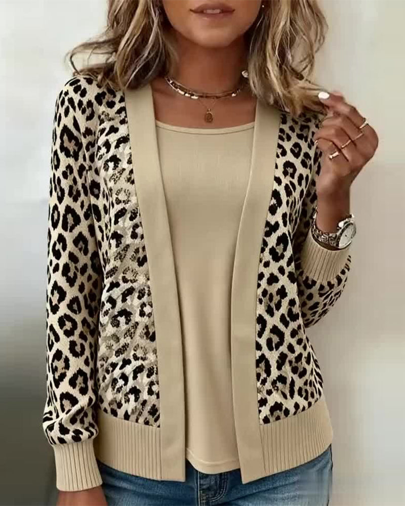 Top finto due pezzi stampato leopardato